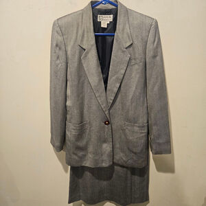 Women's Atrium Collection Vintage Gray & Black Herringbone Skirt Suit Size 6
